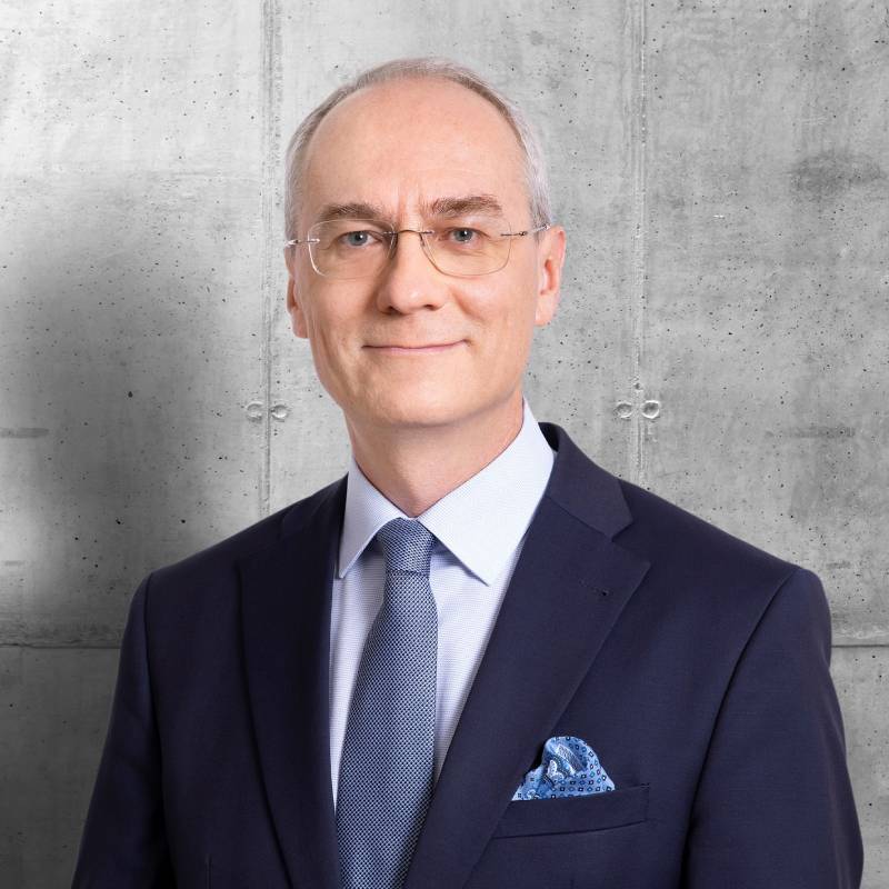 MMag. Louis Obrowsky